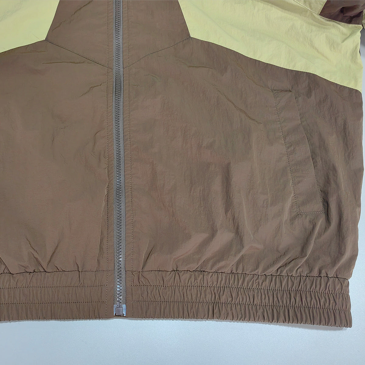 StreetButterfly Men’s Colorblock Hooded Windbreaker Jacket