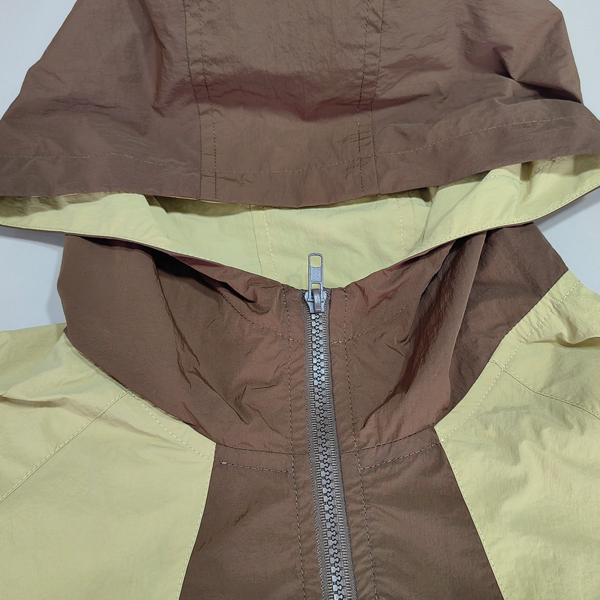 StreetButterfly Men’s Colorblock Hooded Windbreaker Jacket