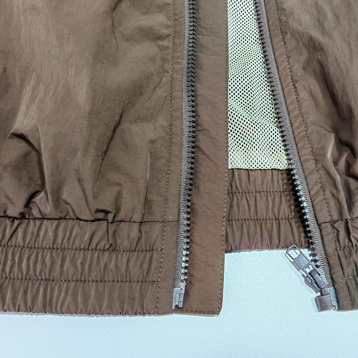 StreetButterfly Men’s Colorblock Hooded Windbreaker Jacket