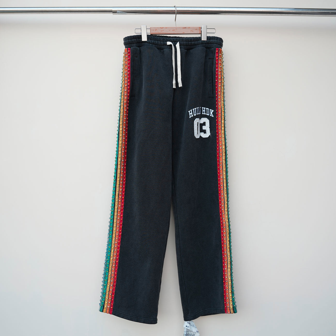Embroidery Logo Patched French Terry Sweat Pants Custom Wide Leg Men Drawstring Waist Side Striped Rhinestone Sweatpants