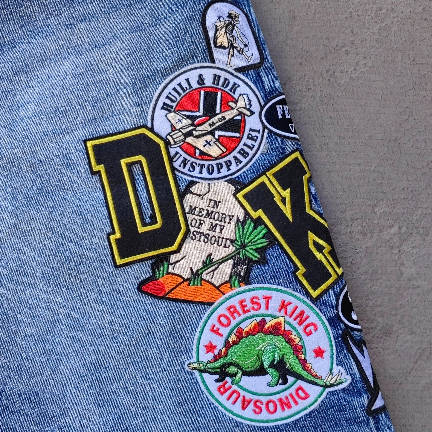 Vintage Patch Denim Shorts - Distressed Y2K Baggy Jean Jorts