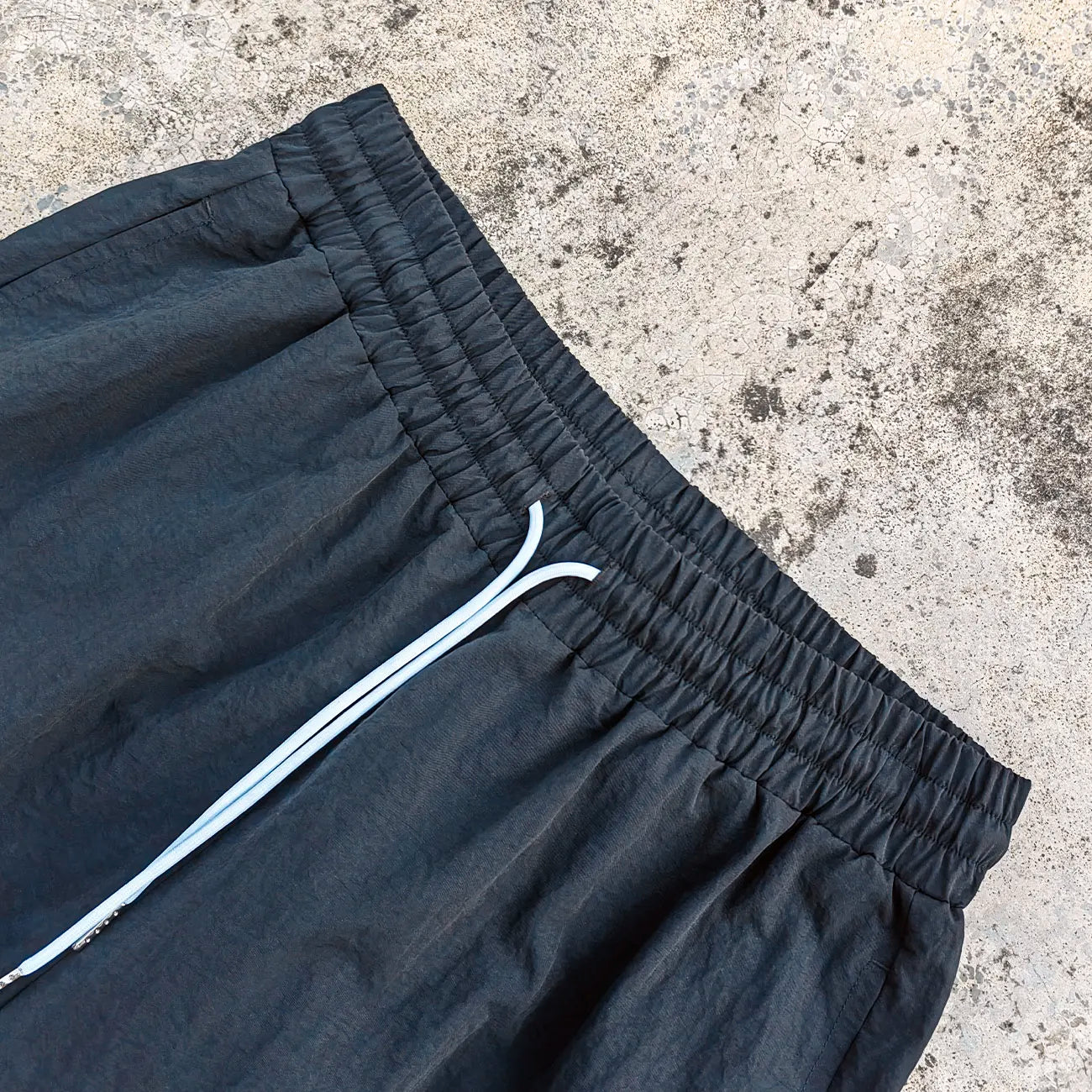 Lightweight Custom Embroidery logo Sports Nylon Track Pants Men Elastic Waist Oversized Flared Wide Leg Baggy Track Pants