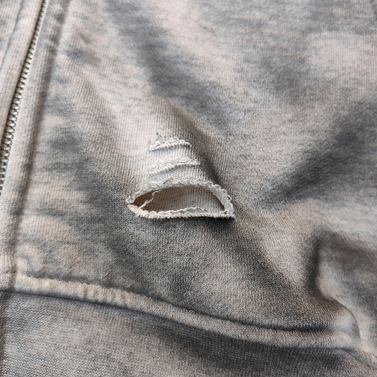 Fake Two-Piece Zip Up Hoodie - Gray Gradient Waffle Sleeve Ripped Y2K Streetwear