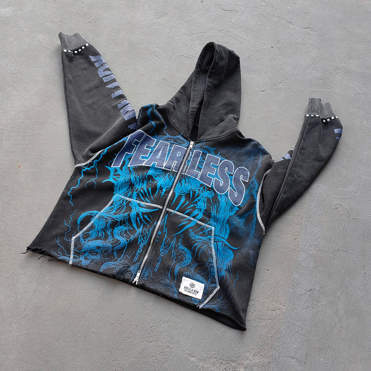 Distressed Zip Up Hoodie - FEARLESS Skull Print Vintage Streetwear