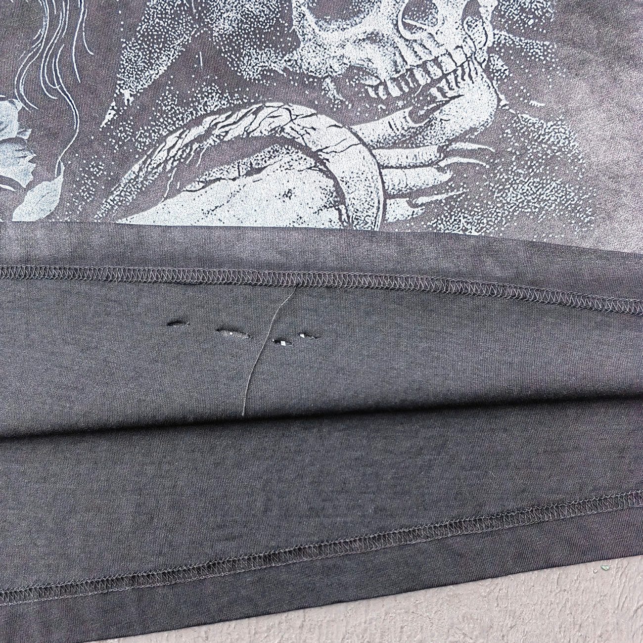 Skull Print T-Shirt - Black Acid Wash Gothic Distressed Ripped Crew Neck Y2K Streetwear