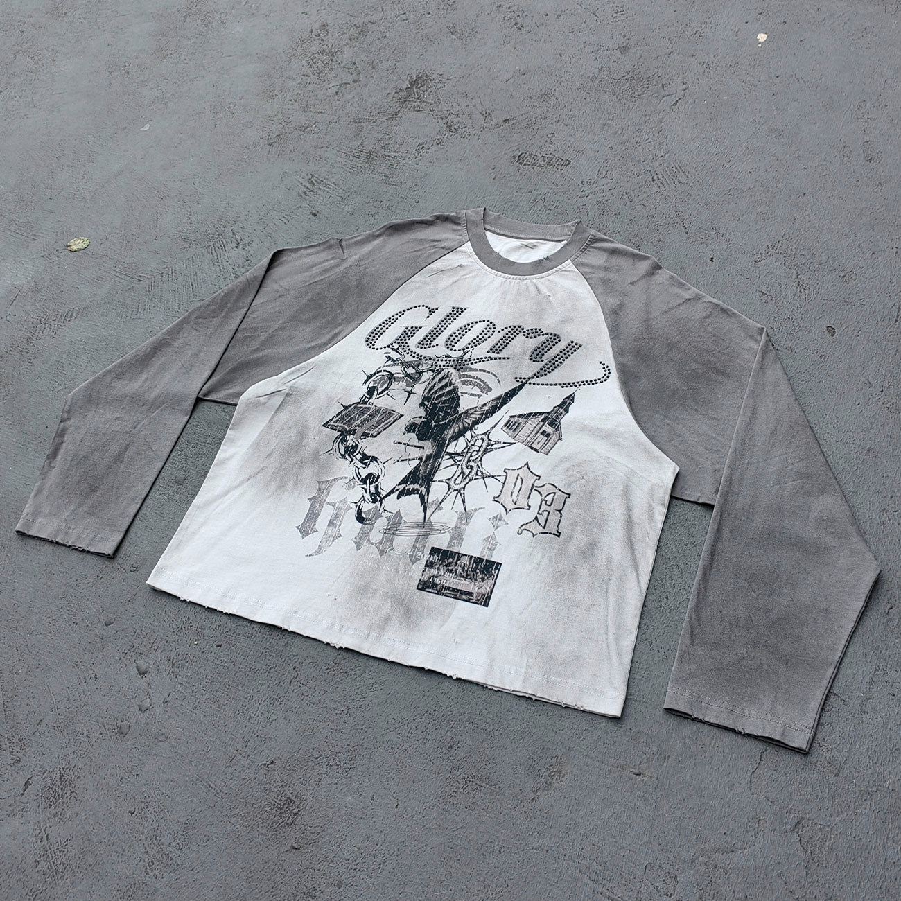 Glory Print Long Sleeve Tee - Gray White Raglan Rhinestone Dark Graphic Y2K Streetwear