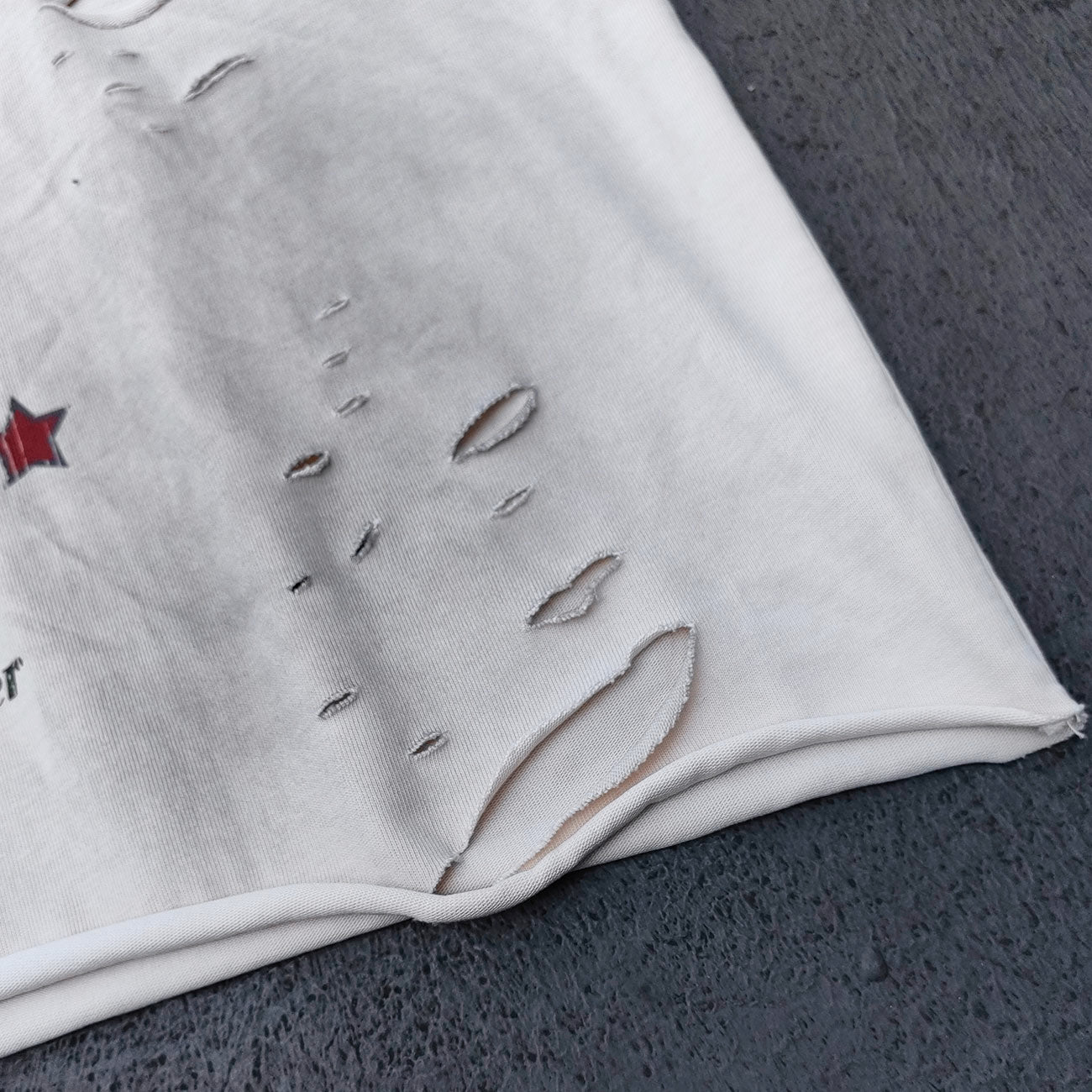 Sleeveless Tee - Off White Acid Wash VACATION Vintage Car Palm Tree Print Distressed Cut Off Y2K Streetwear