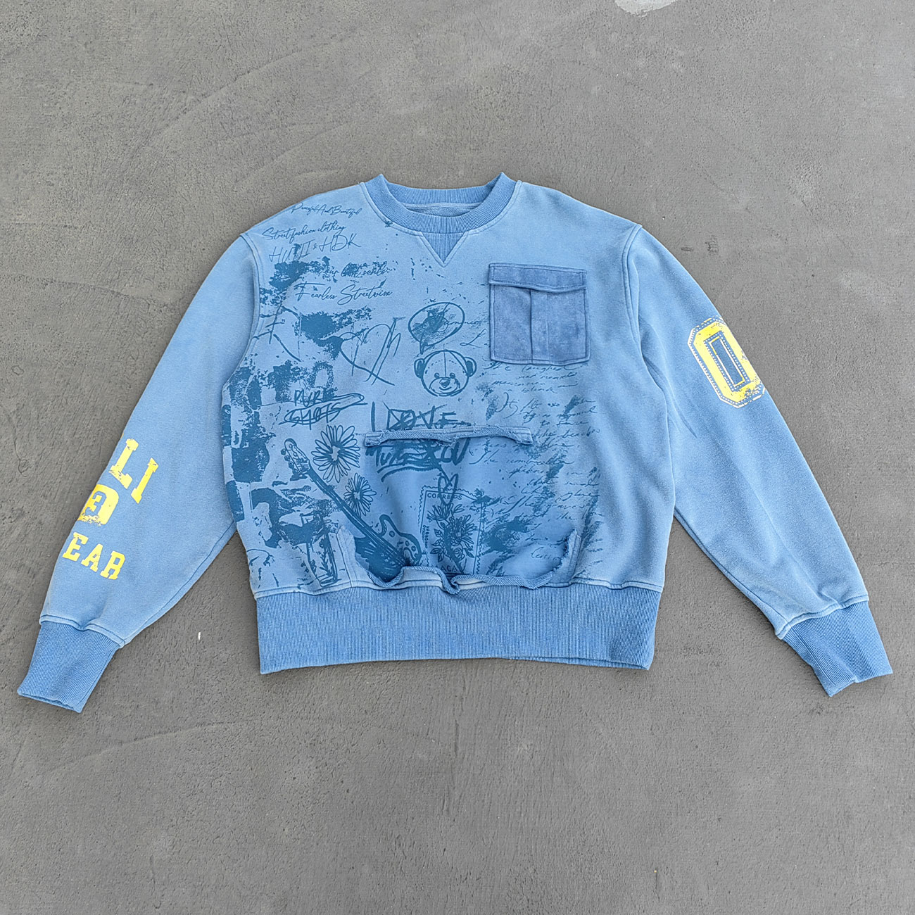 Graffiti Print Crewneck - Blue Acid Wash Distressed Y2K Oversized Sweatshirt