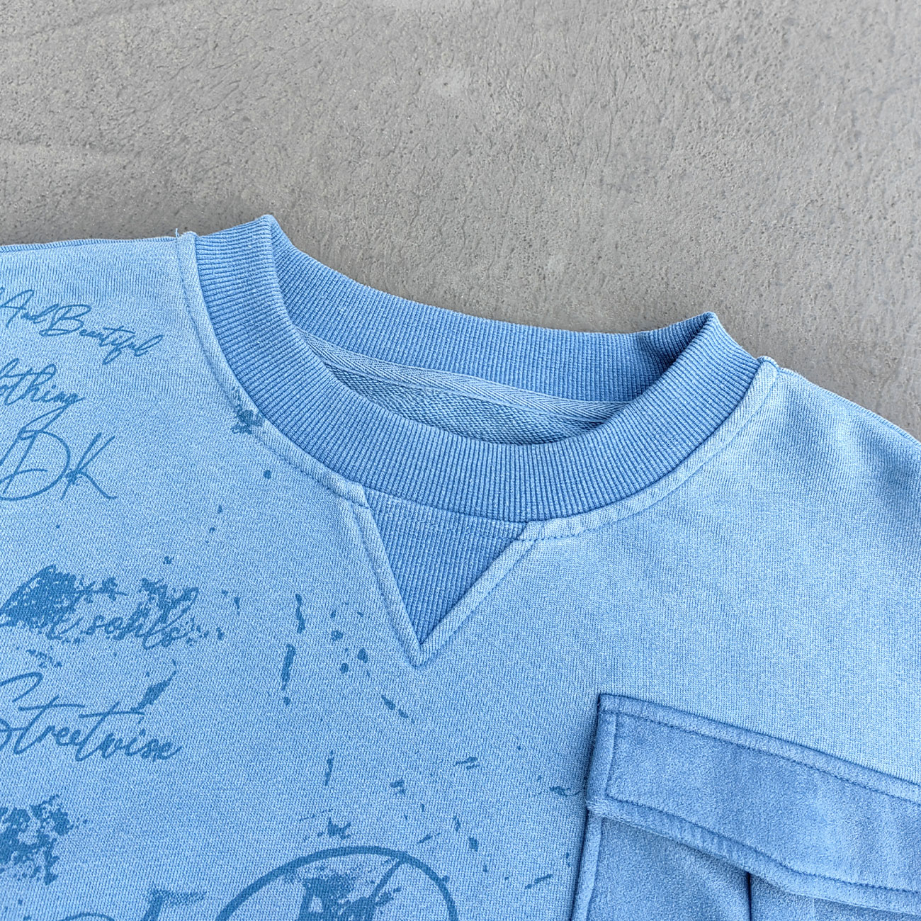 Graffiti Print Crewneck - Blue Acid Wash Distressed Y2K Oversized Sweatshirt