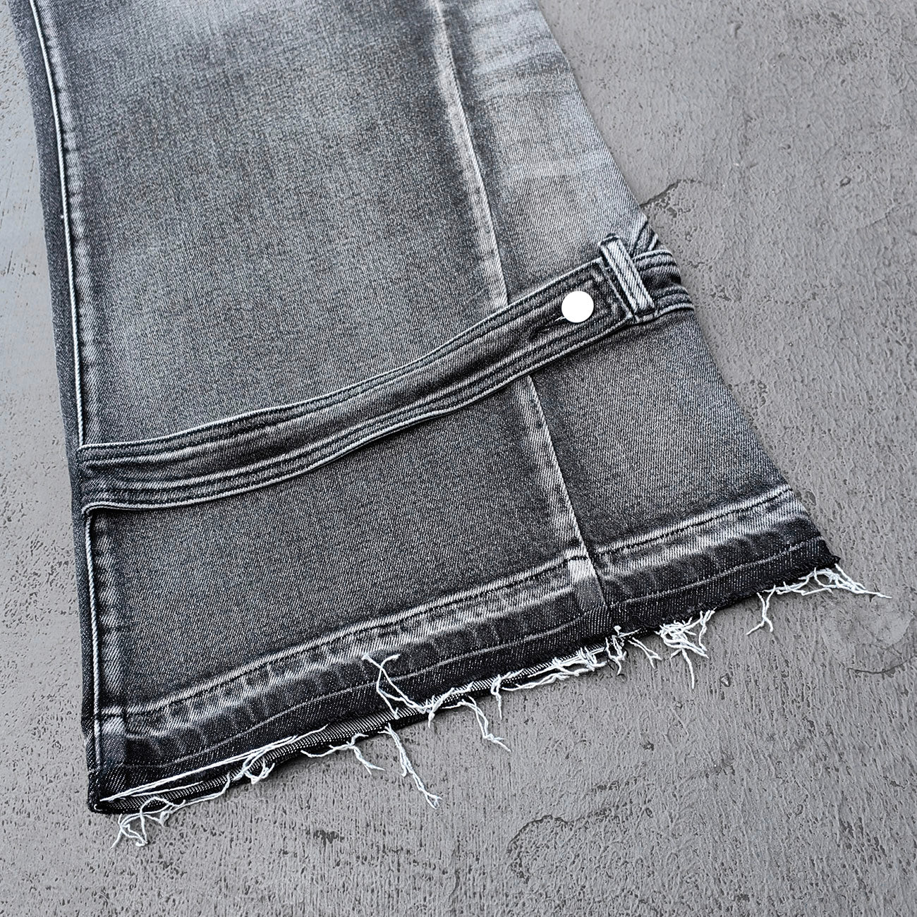 Wide Leg Jeans - Black Gray Acid Wash Multi Pocket Cargo Strap Frayed Hem Y2K Streetwear