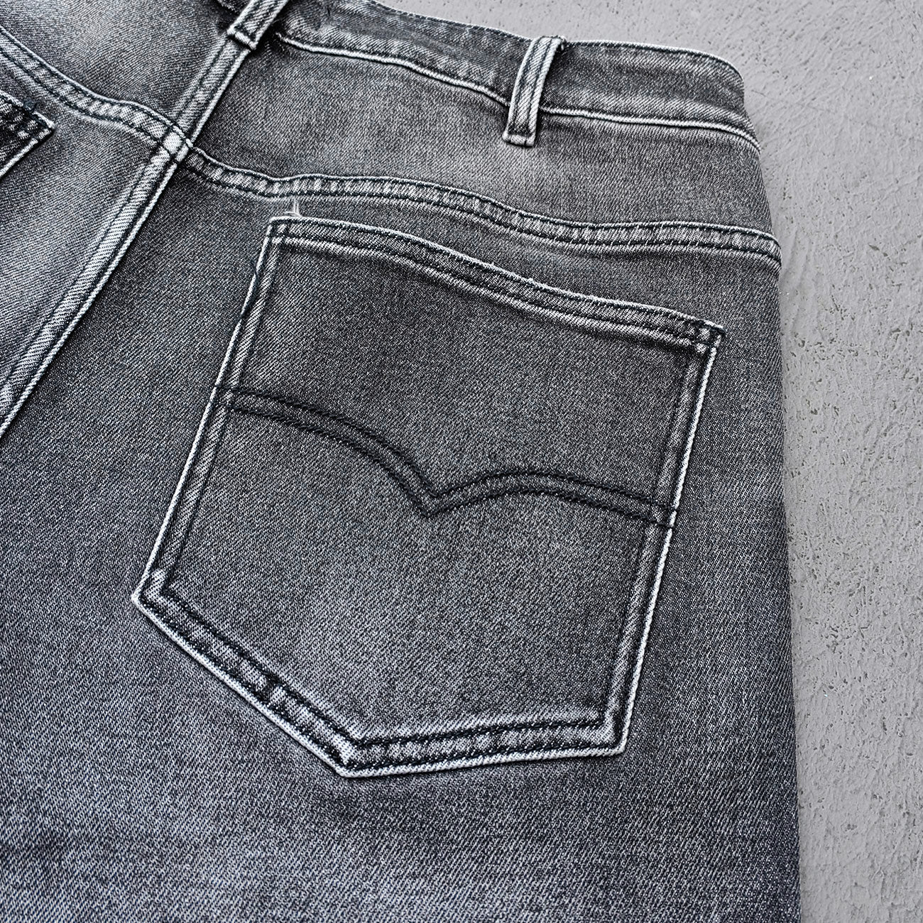 Wide Leg Jeans - Black Gray Acid Wash Multi Pocket Cargo Strap Frayed Hem Y2K Streetwear