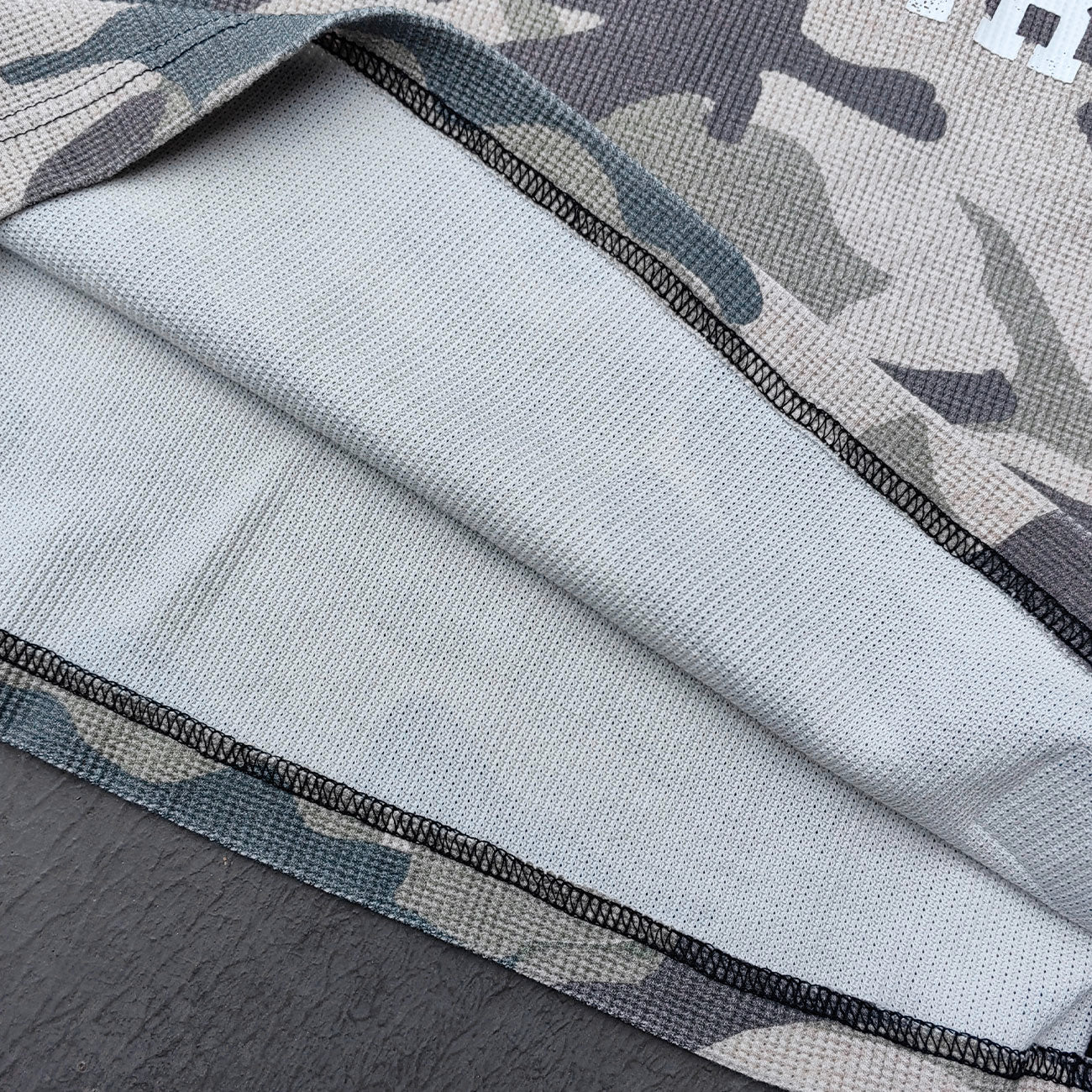 Camo Color Block Half Zip Polo - HUILI 2003 Print Y2K Rugby Shirt Streetwear