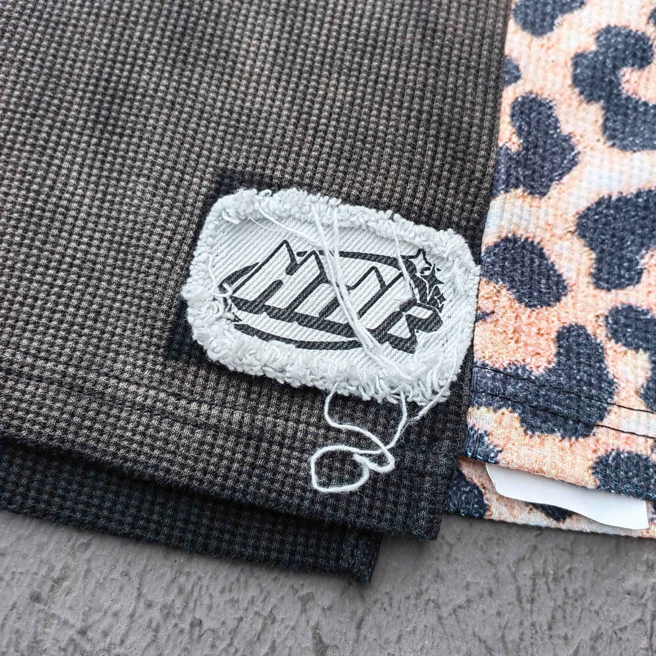Patchwork T-Shirt - Black Waffle Camo Leopard HUILI HDK Crest Print Y2K Streetwear
