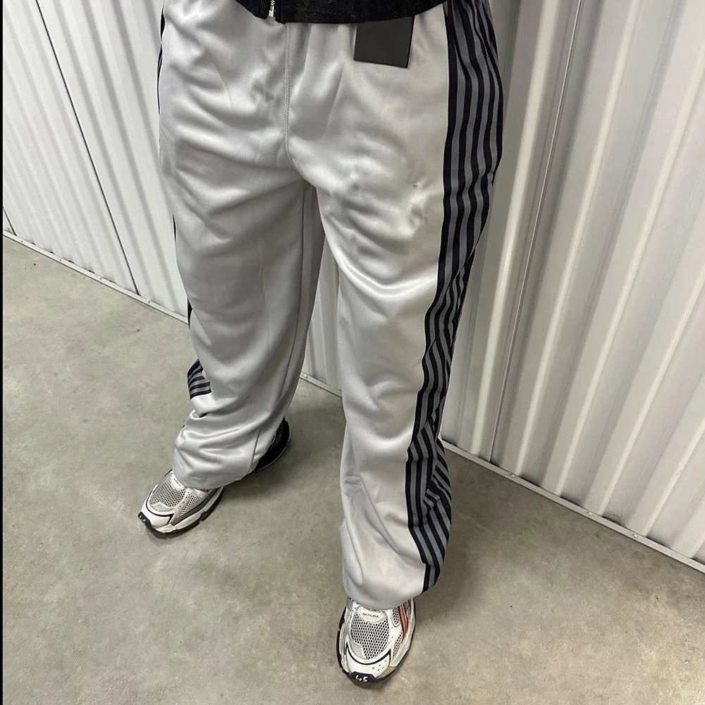 Huilin New Trend Basic Elastic Waist Straight Leg Sweatpants Custom Striped Trimmed Side Men Wide Leg Track Pants