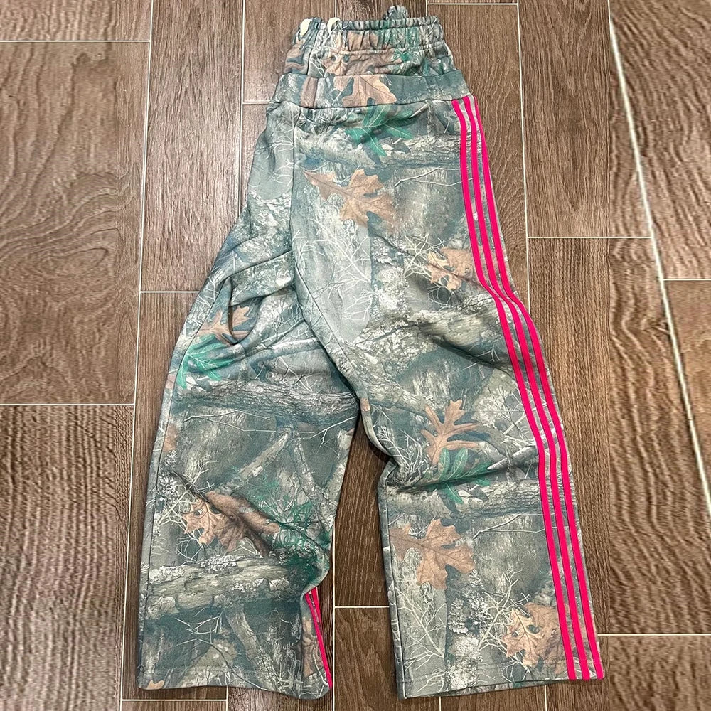 Huilin Manufacturer Unisex Oversized Striped Side Thick Cotton Track Pants Men Custom Allover Printed Wide Leg Camo Sweatpants